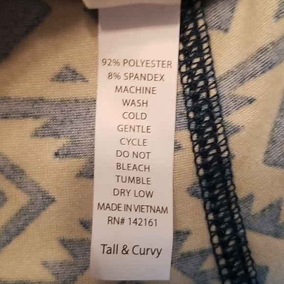 🆕 LuLaRoe Leggings Tall & Curvy Blue & Green NWOT - Picture 4 of 4